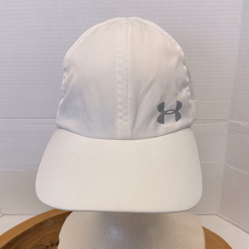 Under Armour White OSFA Hat Fitted Cap